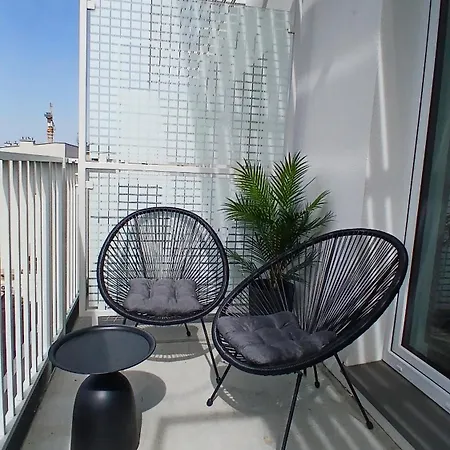 شقة Cityview Plac Wolnosci 6 In The Center Of Old Town بوزنان